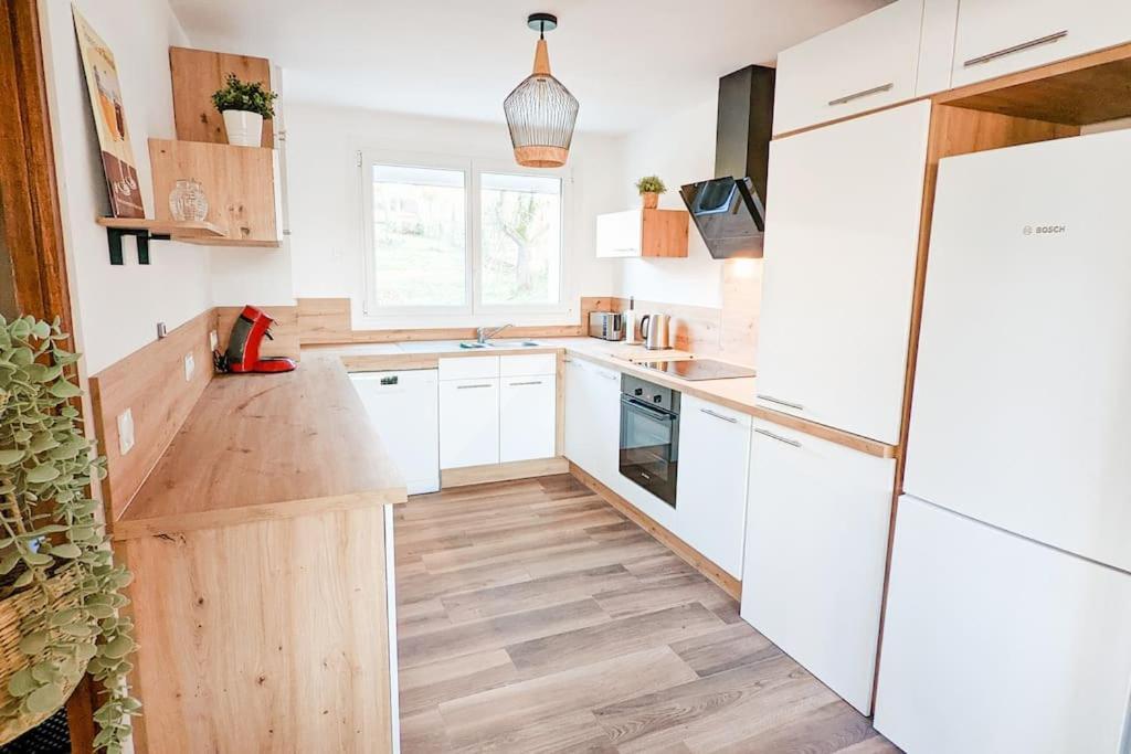 Maison Lombardi - Gite 6 Personnes 4 Etoiles Dun-sur-Meuse Exterior foto